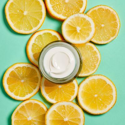 Garnier Skin Naturals Vitamin C Glow Boost Day Cream Denný pleťový krém pre ženy 50 ml