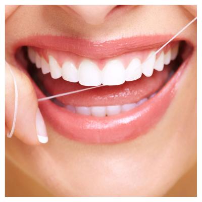 Oral-B Essential Floss Zubná niť 1 ks