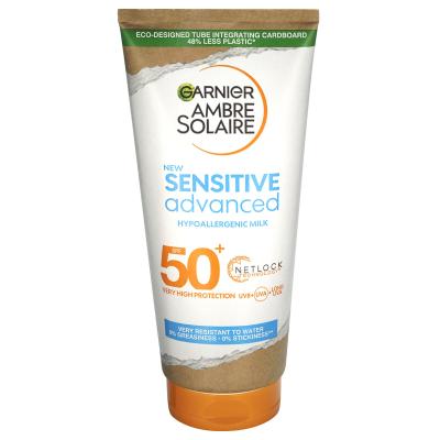 Garnier Ambre Solaire Sensitive Advanced Hypoallergenic Milk SPF50+ Opaľovací prípravok na telo 200 ml