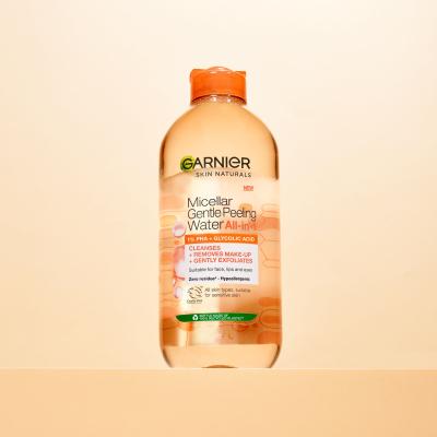 Garnier Skin Naturals Micellar Gentle Peeling Water Micelárna voda pre ženy 400 ml