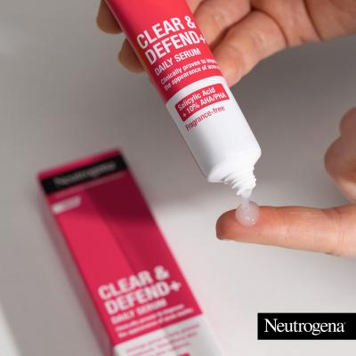 Neutrogena Clear &amp; Defend+ Daily Serum Pleťové sérum 30 ml