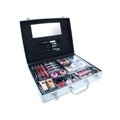 2K Beauty Unlimited Train Case Dekoratívna kazeta pre ženy Set