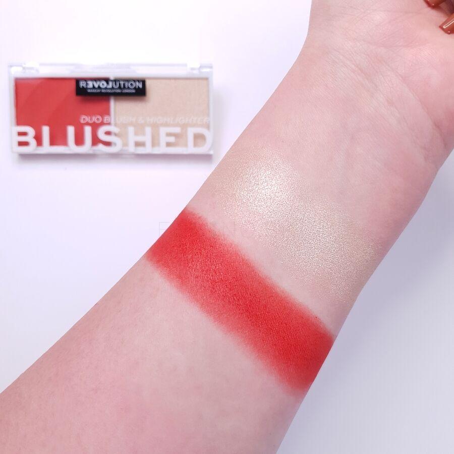 Revolution Relove Colour Play Blushed Duo Blush & Highlighter