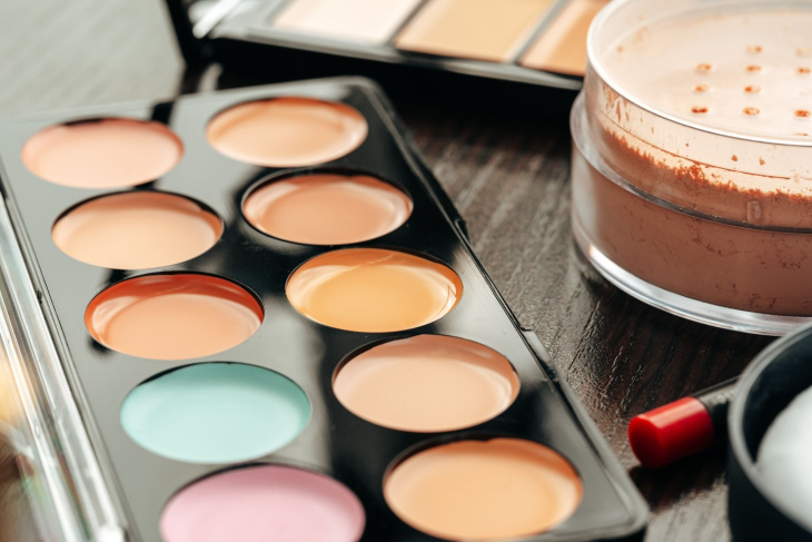 Paletka farebných korektorov