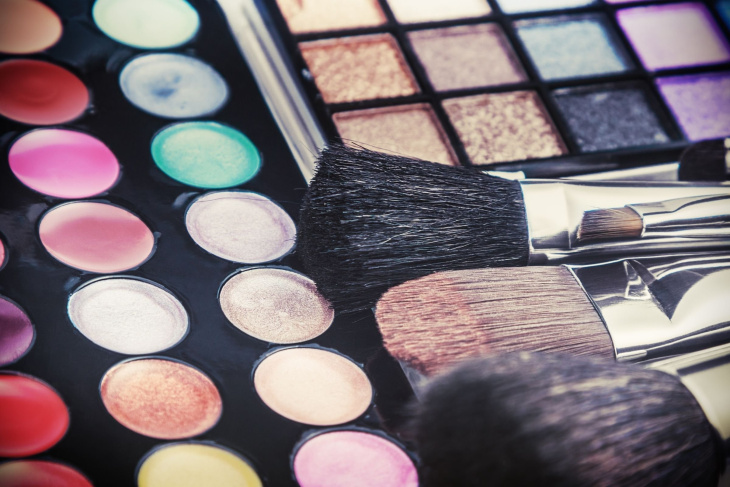 Lacné paletky očných tieňov