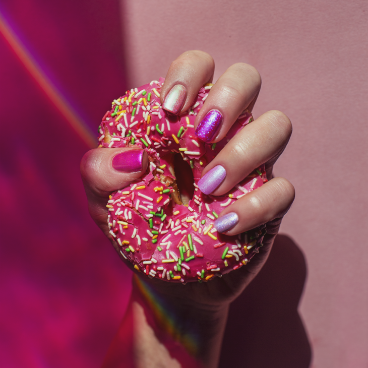 Nechty vo farbách od výmyslu sveta